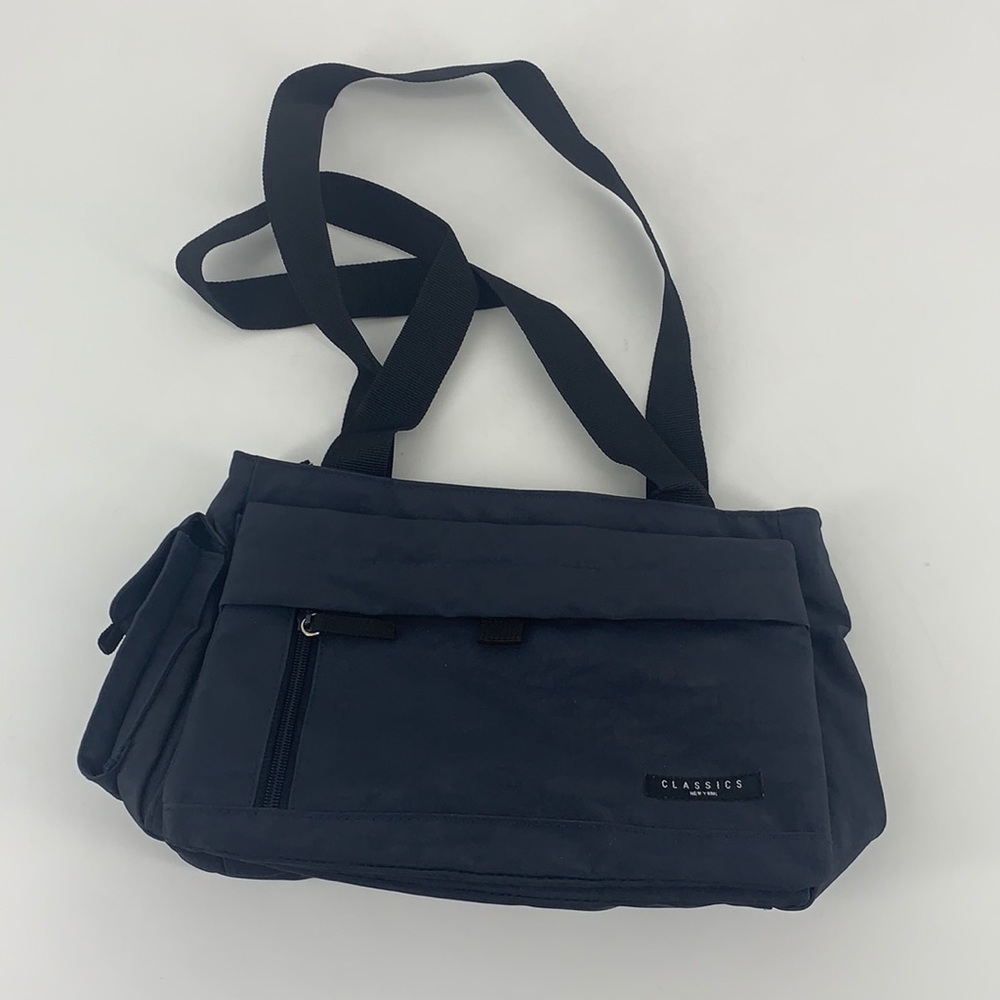Classic New York Navy Shoulder Bag